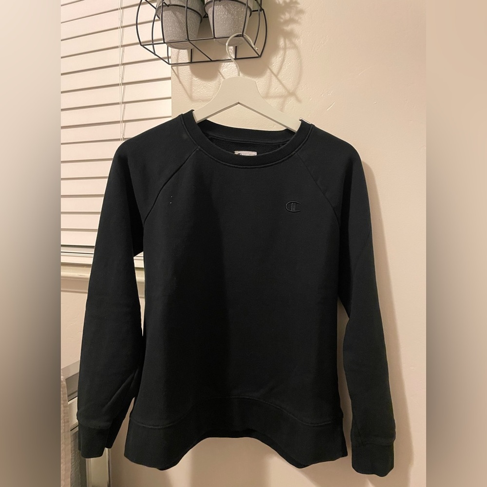 black Champion sweatshirt 🖤